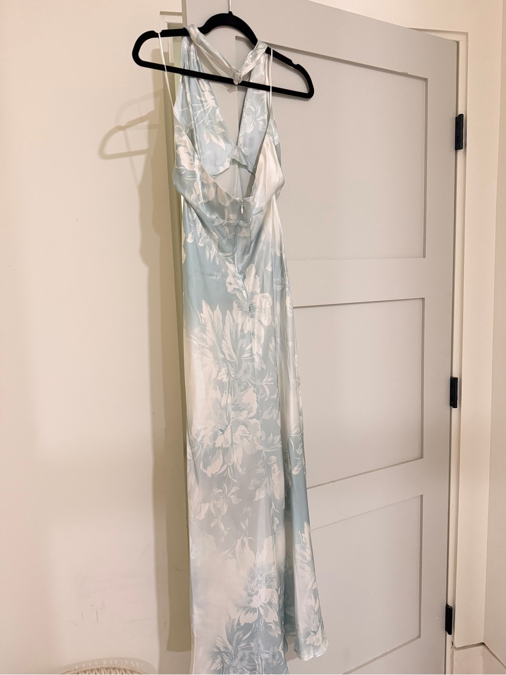 Reformation Daniela Silk Dress - Color: Halo - Picture 4 of 4